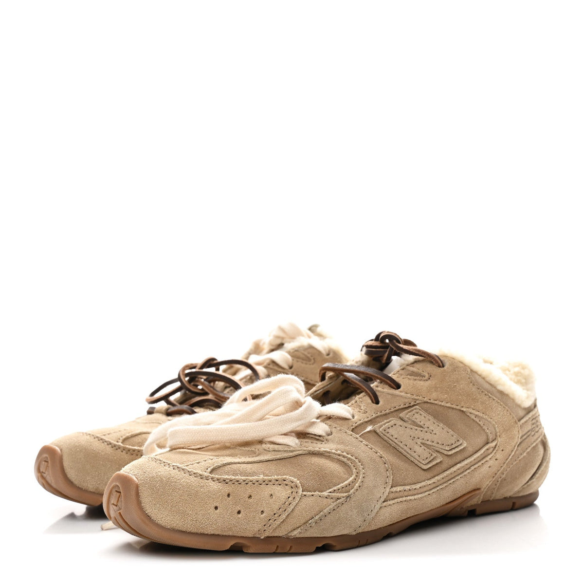 X NEW BALANCE Suede Shearling 530 SL Sneakers Ecru